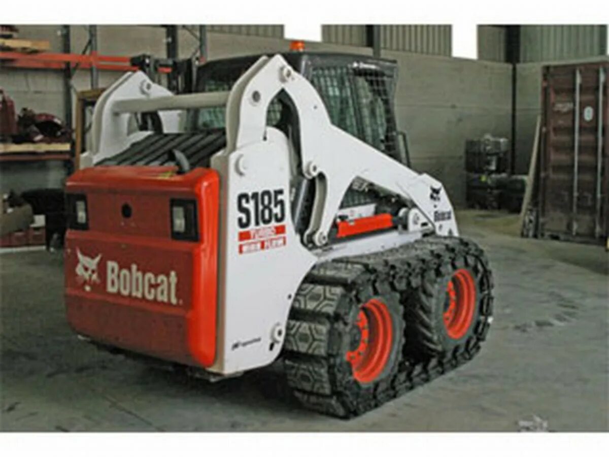 Расход топлива bobcat. Бобкэт 185. Bobcat s185 123. Бобкэт s250. Экскаватор Bobcat s185.