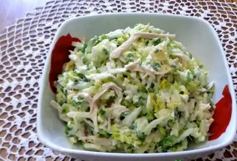 Курица с пекинской капустой огурцом