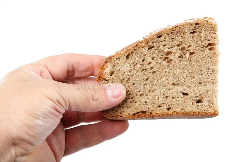Отломить кусочек. Корка хлеба на руках. Кусок хлеба. Небольшие кусочки хлеба. Отломанный кусок хлеба.