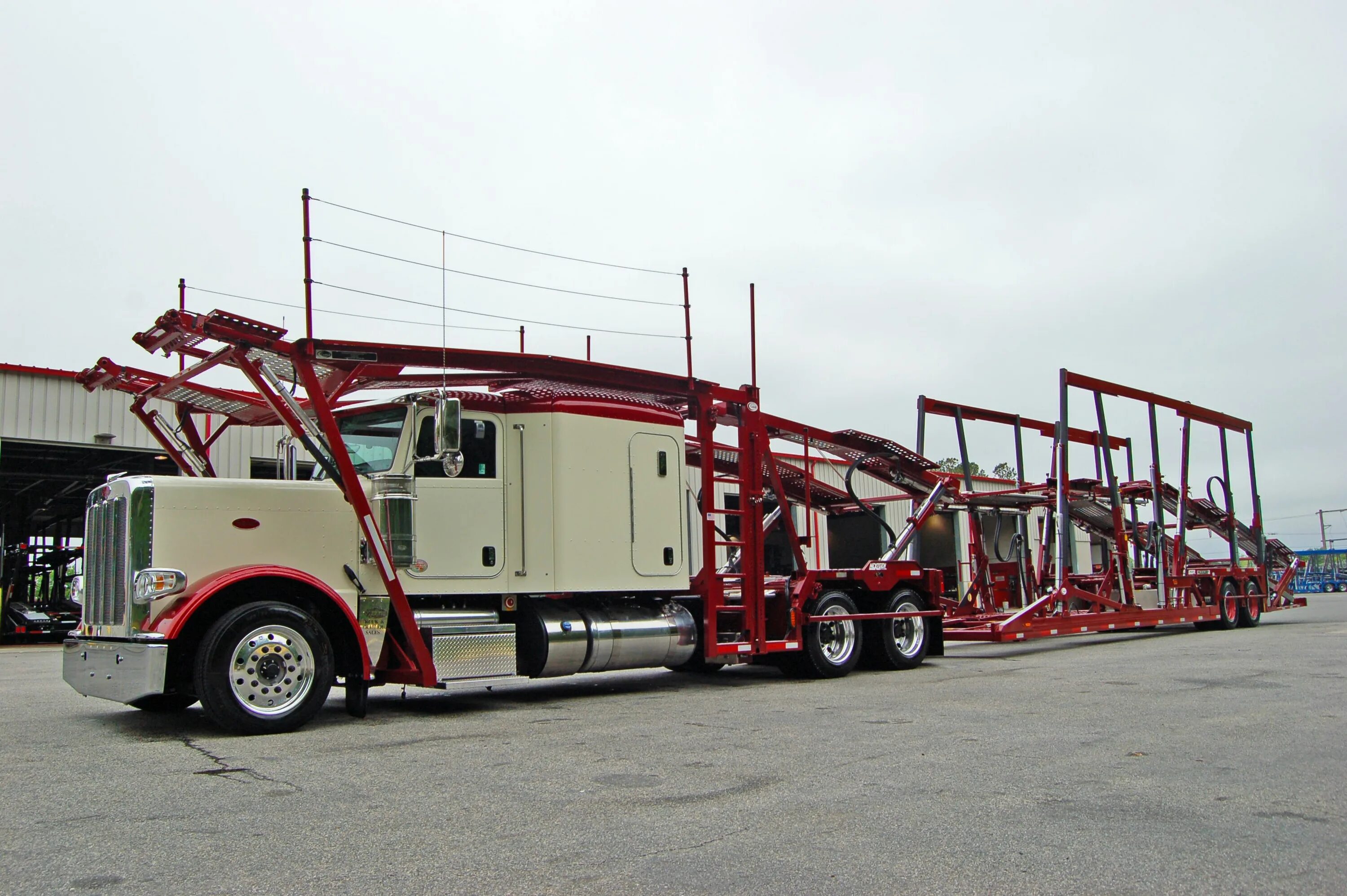 Truck car be. Автовоз Петербилт. Автовоз Truck Carrier. Peterbilt 372 автовоз. Peterbilt 335 автовоз.