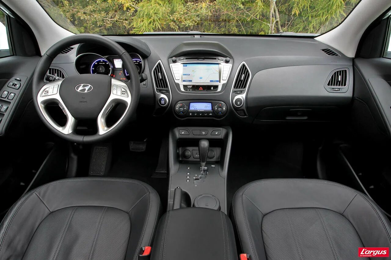 Хендай ix35 салон. Хендай икс 35 салон. Hyundai ix35 2010. Хендай ах 35 салон. Хендай ix35 салон 2013.