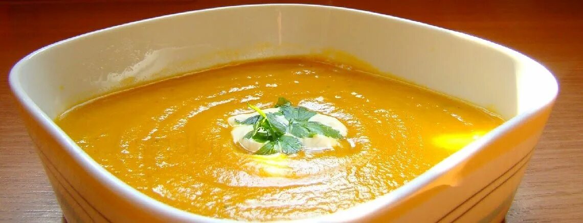Тыквенное пюре сливки. Пюре из тыквы и картофеля со сливками. добавляем сливки в суп пюре. пюре из тыквы и картофеля со сливками гарнир. пюре для сладкого супа.
