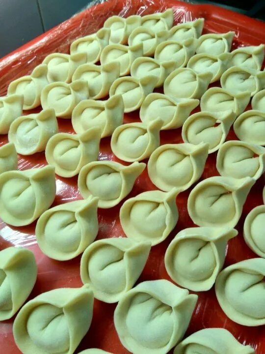 красивая лепка пельменей. пельмени домашние. как сделать красивые пельмени. как сделать красивые пельмени. пельмени домашние.