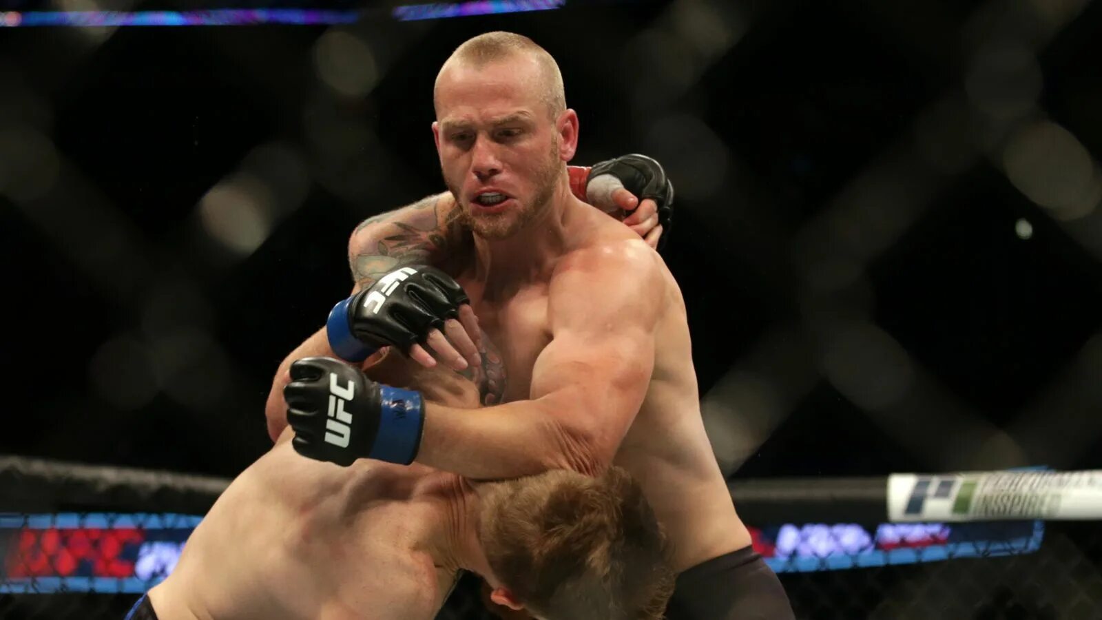 Александр загорский анонсер. Ведущие мма. Анатолий силуянов хардкор. Рефери загорский александр. Лиото мачида маурисио шогун руа.