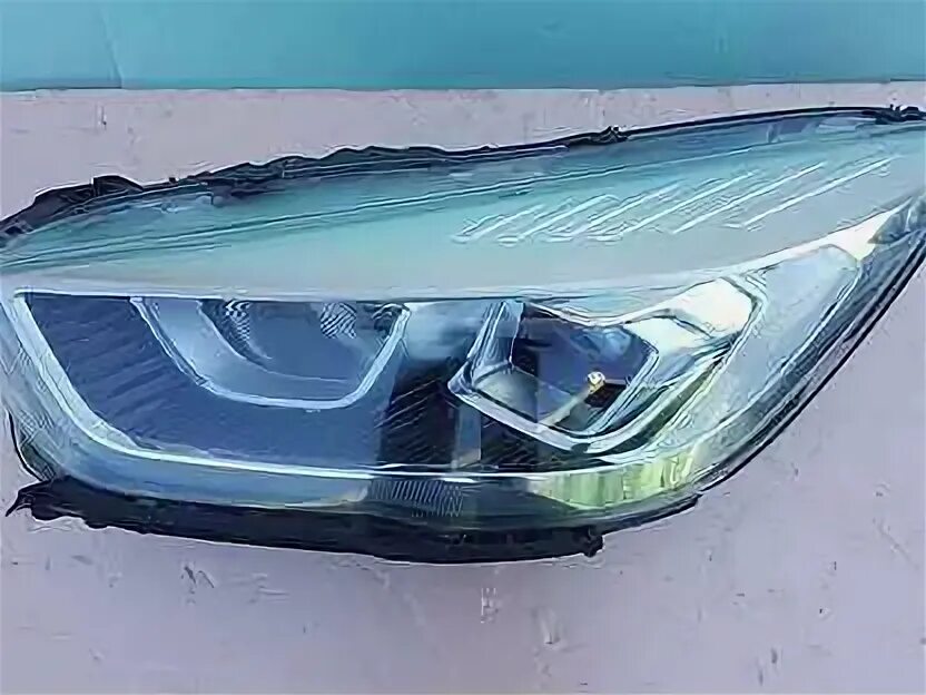 Фара форд куга 2. Фара форд куга 2 ксенон. Омыватель фар ford kuga 2. Ford 1808350 фара. Фары ford kuga 2.