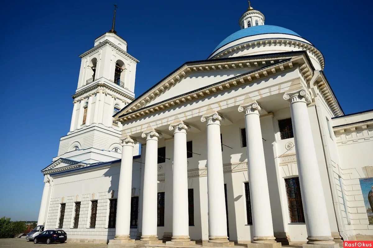 Церковь николы белого в серпухове. Кафедральный собор в серпухове. Церковь николы белого в серпухове. Собор николы белого в серпухове зима. Собор николы белого в серпухове фото.