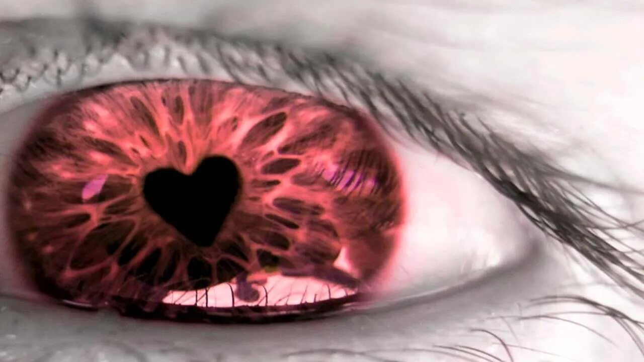 Разбитое сердце в глазах. Алые слезы. Сердечки в глазах. Грустные глаза. Разбитое сердце в глазах.
