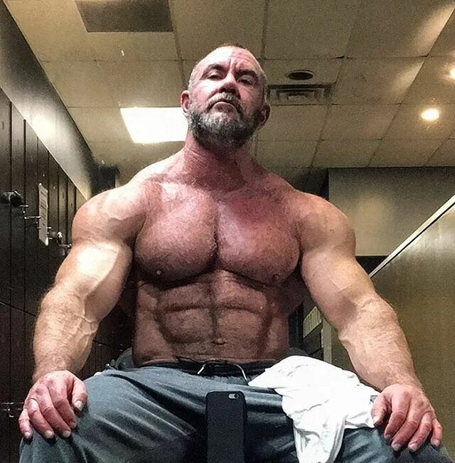 Thom Austin muscle. Thom Austin bo Dixon. Muscle Bear Thom Austin. Thom Austin PICUKI.