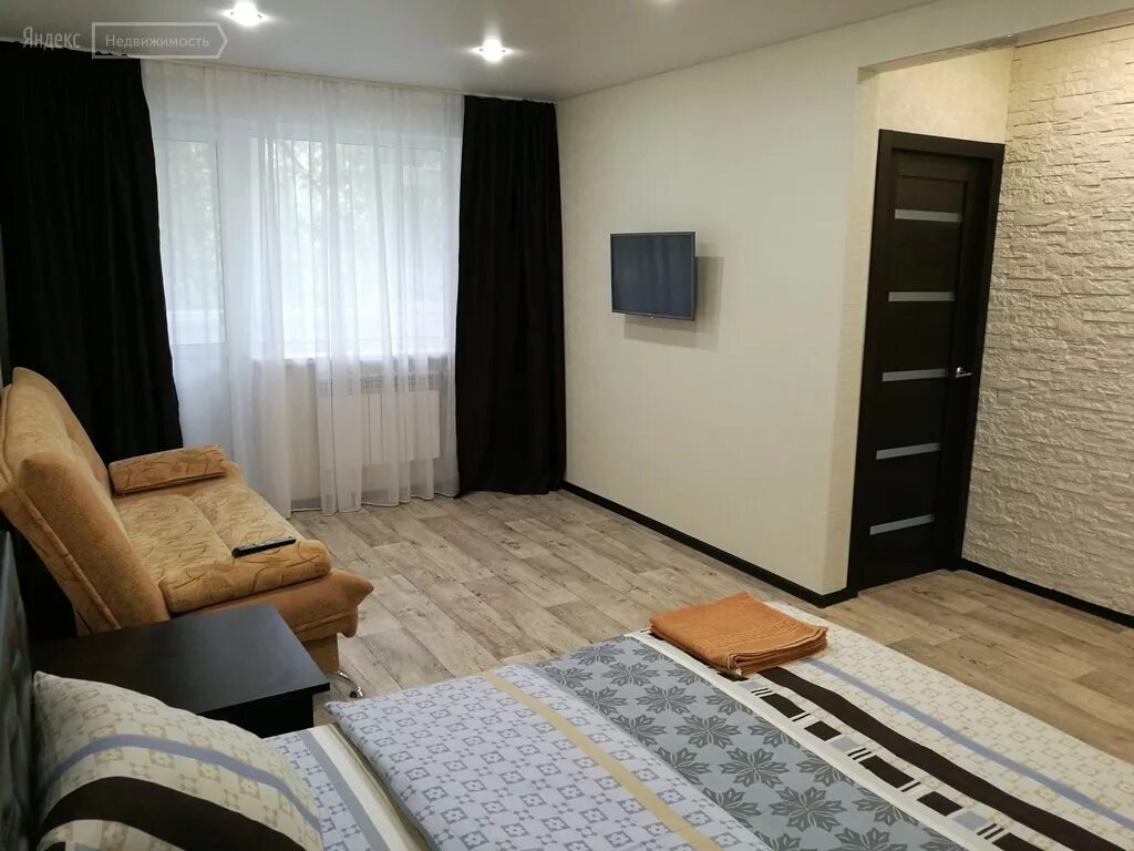 Энгельс снять квартиру однокомнатную 2021. Город энгельс саратовская область продажу комнат гостинок от 400000. Сниму на длительный срок. Однокомнатная квартира улица энгельса. Снять однокомнатную энгельс от хозяина.