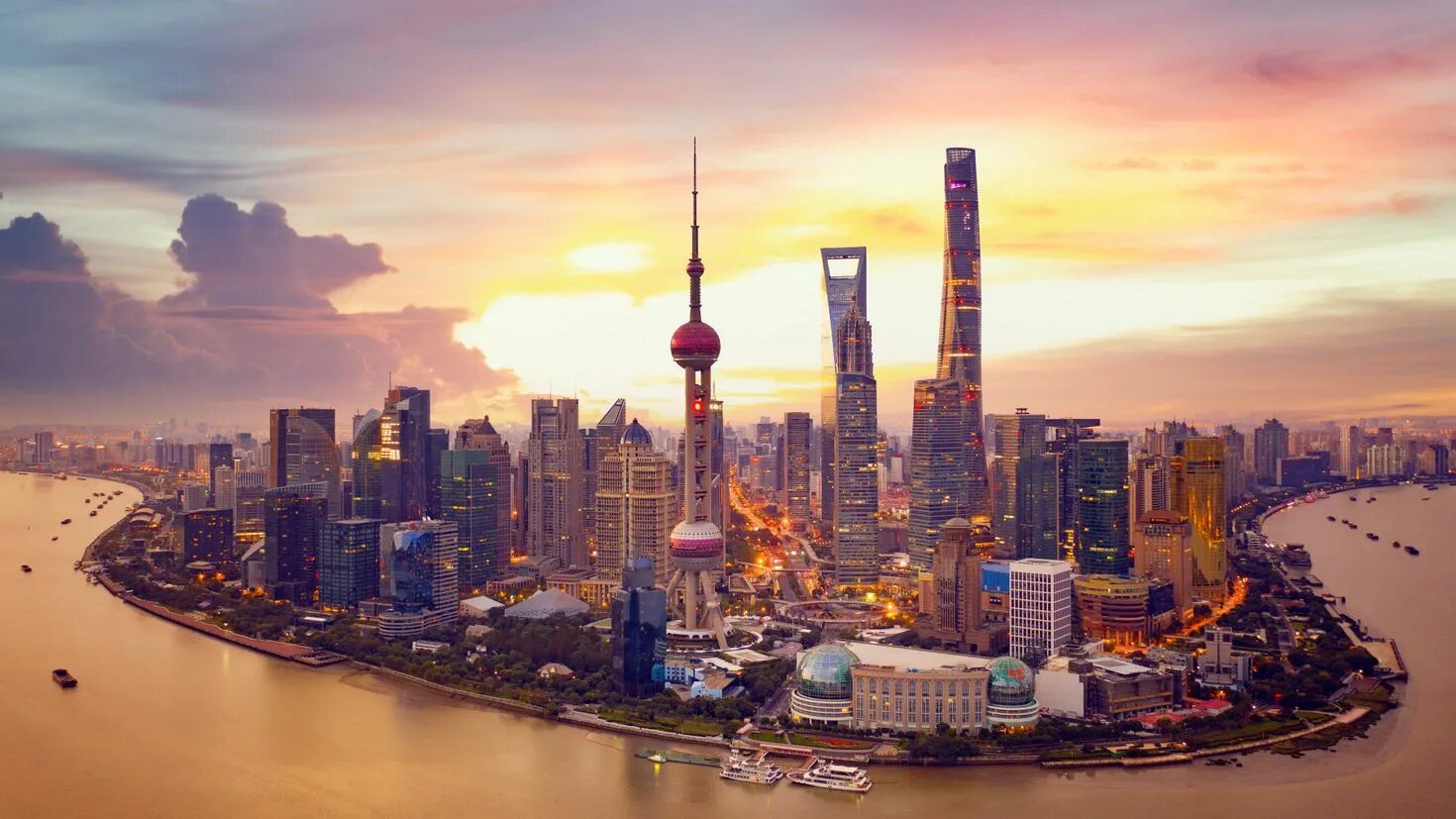 Шанхай сити китай. Телевышка шанхай. Шанхай вайтань небоскребы. Телевизионная башня «жемчужина востока». Даунтаун шанхай.