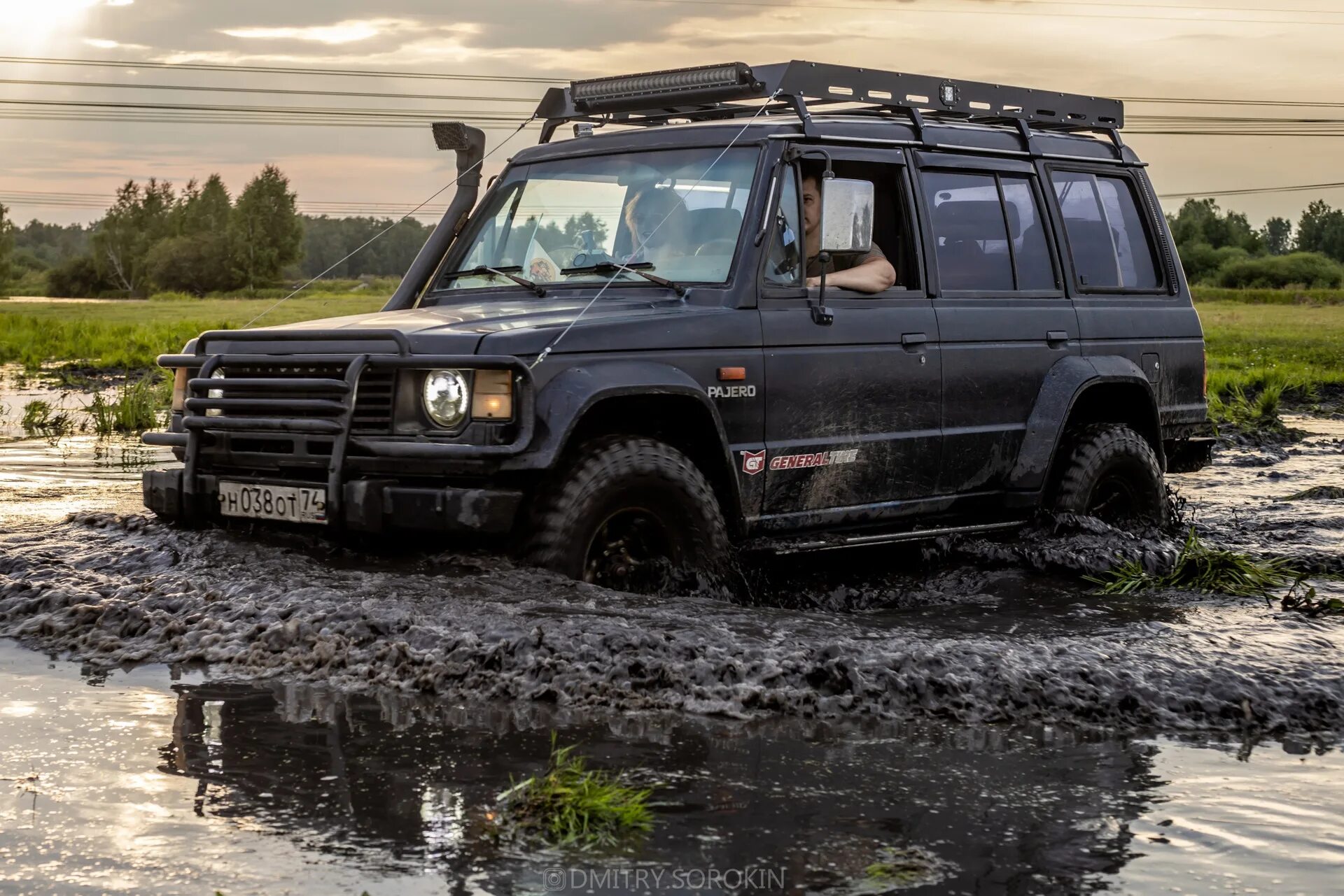 Мицубиси паджеро 1 поколение. Мицубиси Паджеро 1. Паджеро 1 поколения. Pajero 2. Mitsubishi Pajero 1.8.