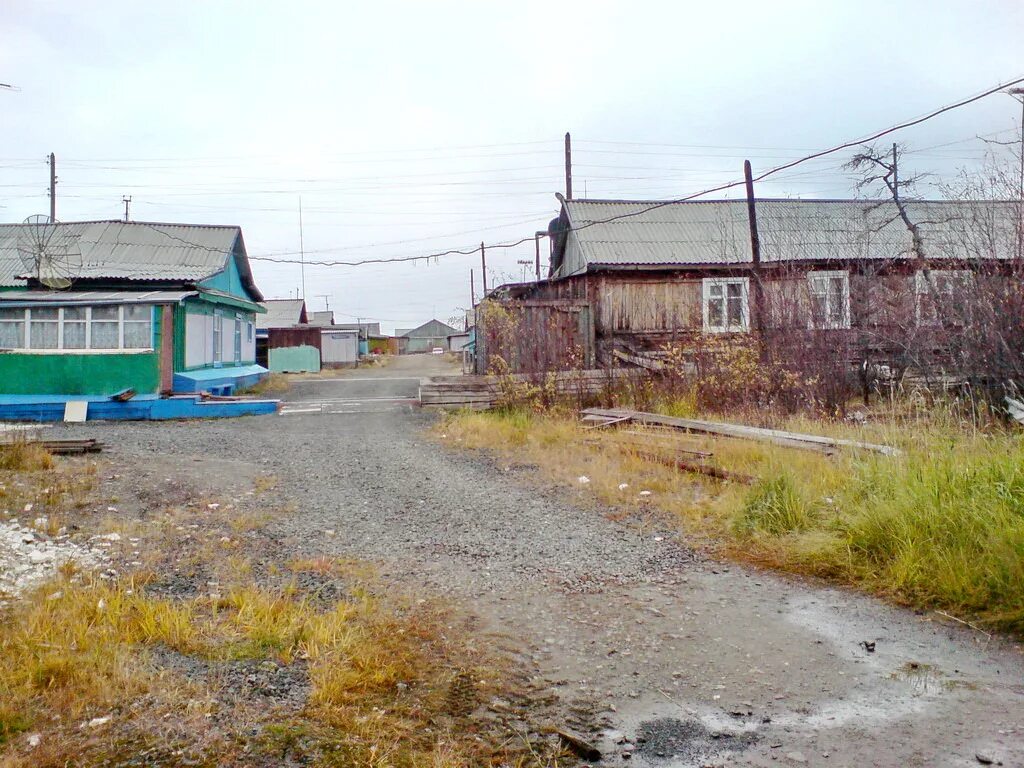 Поселок дорожный Якутия. Поселок дорожный Свердловская область. Поселок дорожный 12. Ул дорожников 10 Нижний Бестях.