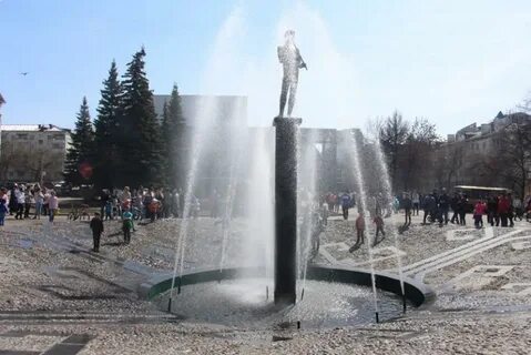 Фонтан памятник
