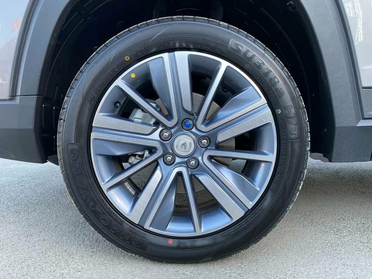 Changan cs35 plus серый. Шины changan cs35 plus. Шины changan cs35 plus. Changan cs35+. Шины changan cs35 plus.