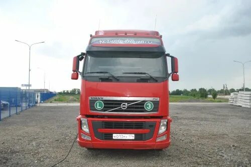 Volvo fh13 2008. Вольво ФН 13 седельный. Вольво ФН 13 2008. Вольво ФН 13 седельный тягач. Тягач ростов купить