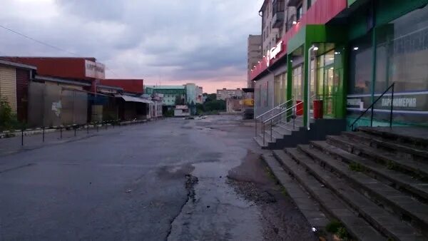 Мировой 17 брянск. Дворы брянска. Брянск ул полесская. Брянск, ул. Улбрянчко пролетарской дивизии.