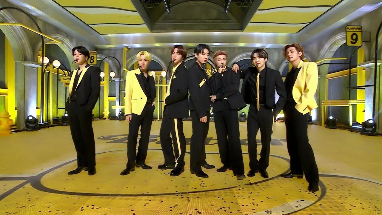 Butter bts. Bts butter concert. bts butter клип. бтс фото. клип батер bts.