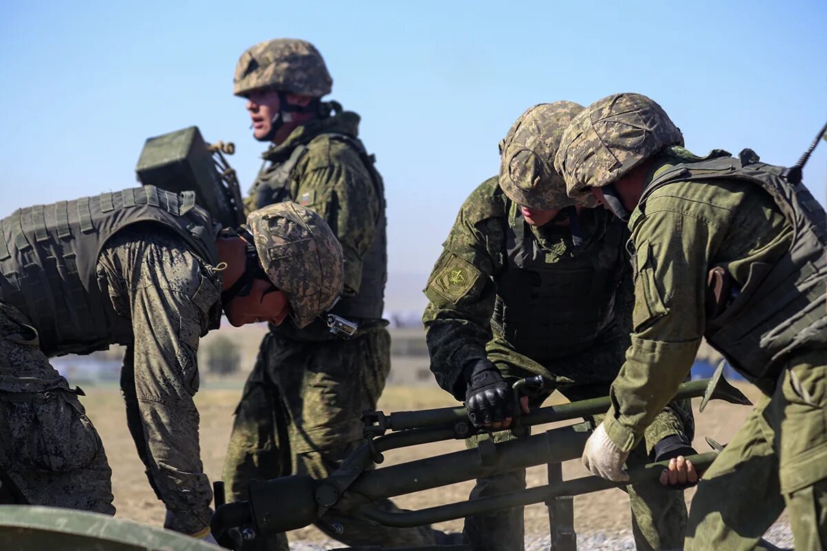 Российские военные. Российская армия. Украинские военные. Связисты на спецоперации на Украине. Направление специальной военной операции