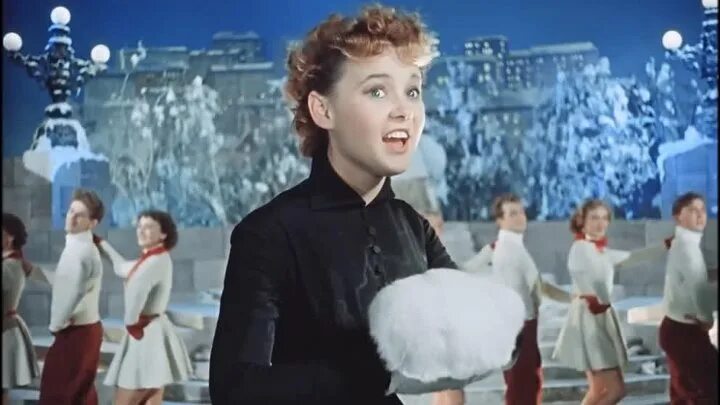 Гурченко карнавальная ночь хорошее настроение. Хорошее настроение текст гурченко. Людмила гурченко хорошее настроение. Гурченко настроение. Людмила гурченко карнавальная ночь талия.