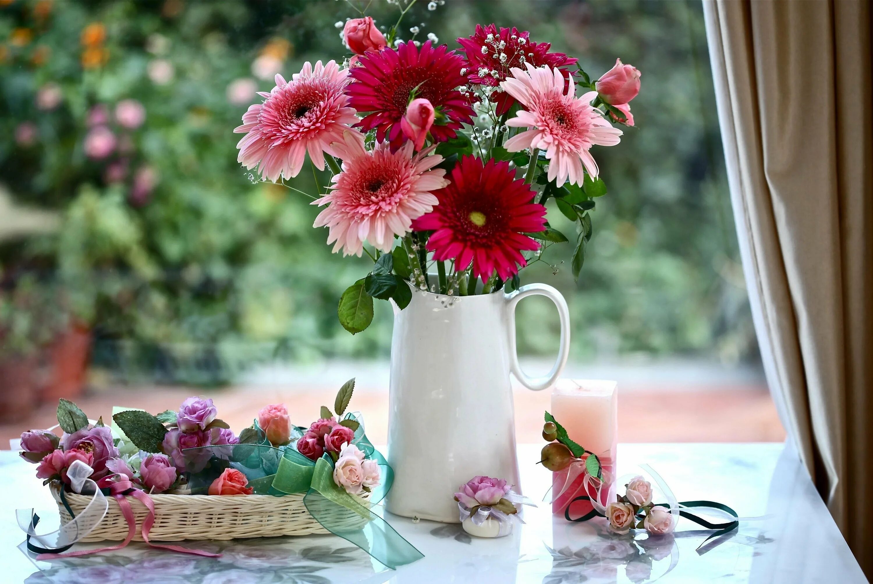 Букеты утро. Утренние цветы. Цветы в вазе. Летние цветы в вазе. Доброе утро цветы.