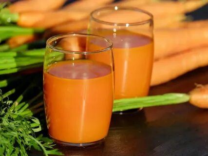 Сок моркови и сок чеснока