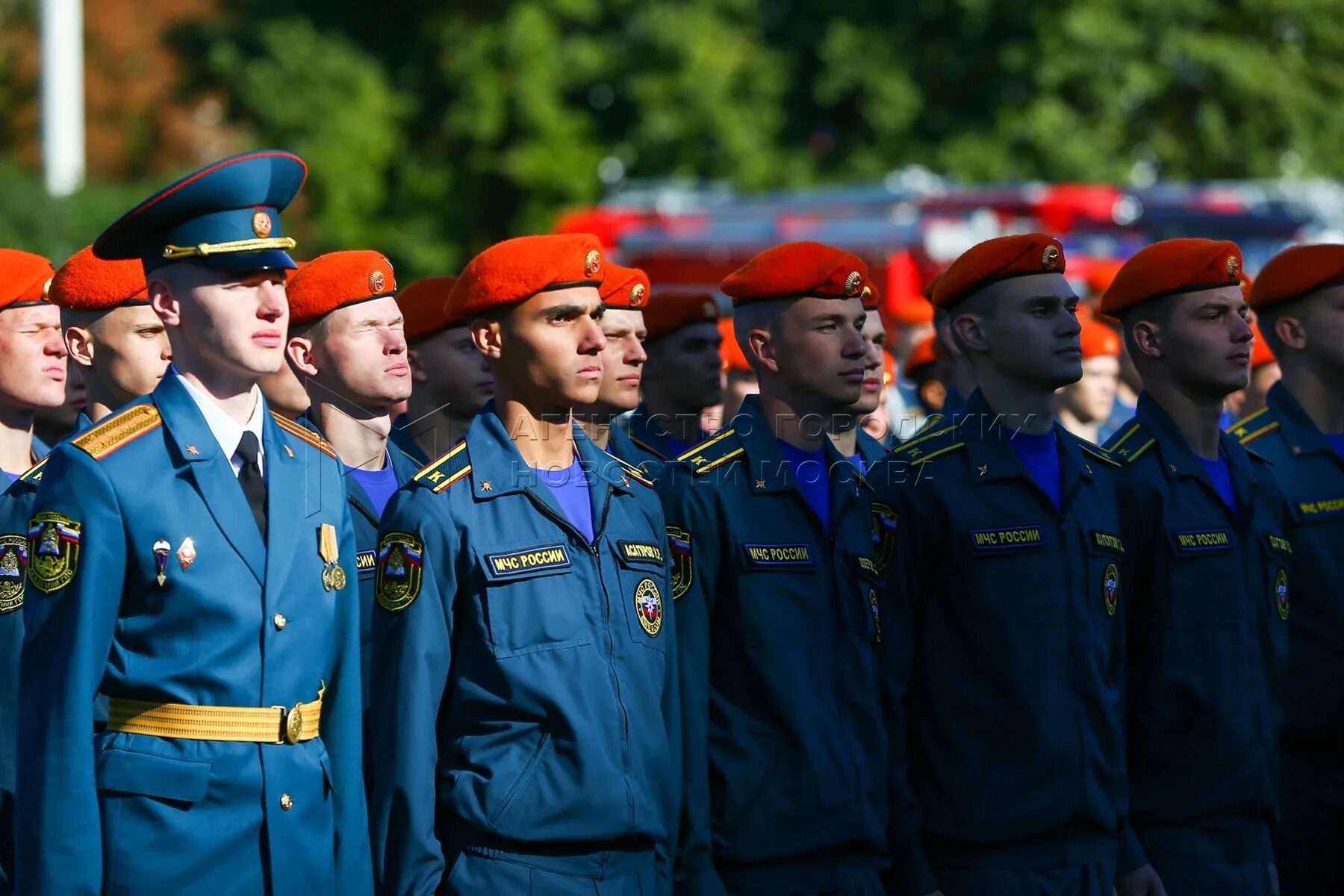 Академия гпс мчс россии курсанты. Пожарная академия вднх. Академия мчс вднх. Факультеты академии мчс. Пожарная академия вднх.