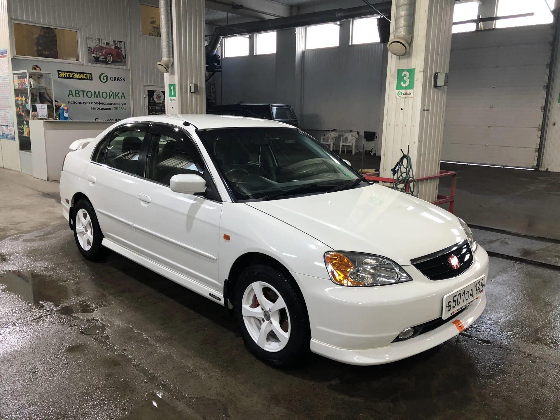 Купить хонда цивик ферио красноярске. Honda Civic Ferio (7g). Honda Civic Ferio 7. Honda Civic Ferio 2. Honda Civic Ferio 2004 белая.