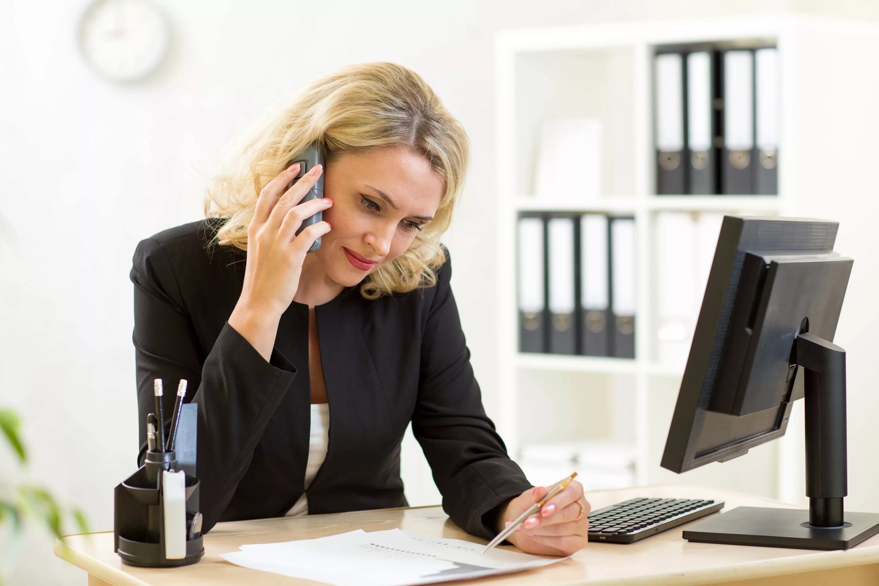 районный суд администратор суда. судебный администратор. судебное администрирование эстетика. видеоконференцсвязь в суде. обязанности администратора суда.