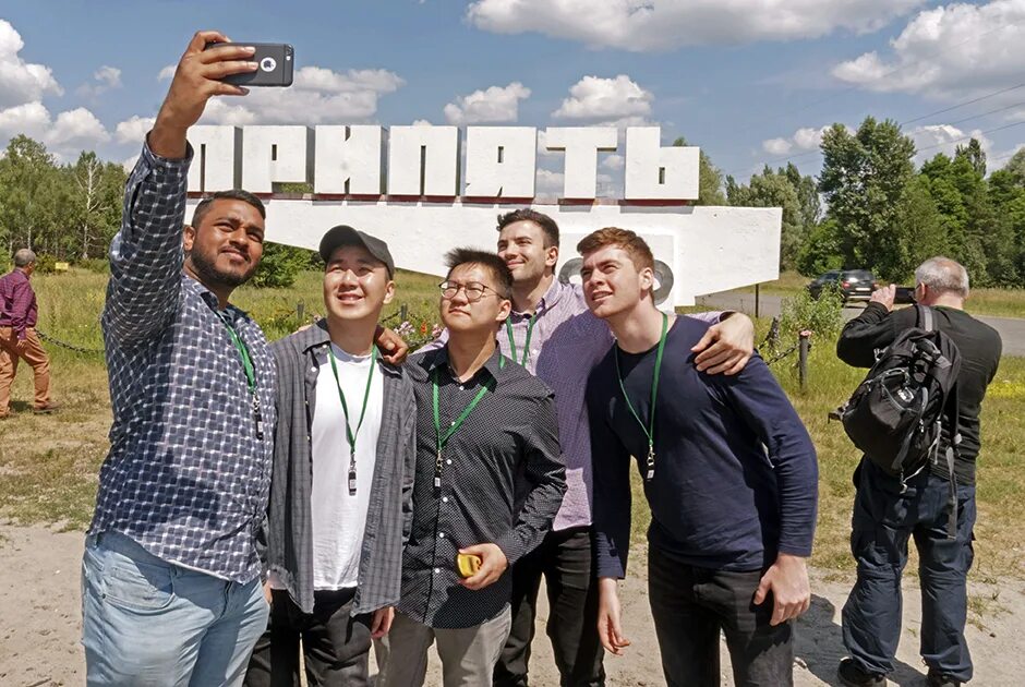 Комбинация выступала в чернобыле каком году