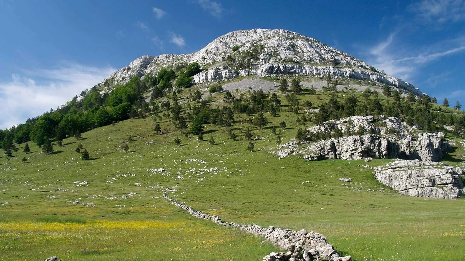 Минские горы. Петрова гора Хорватия. Цинцар гора Хорватия. Гора Мусала Болгария.