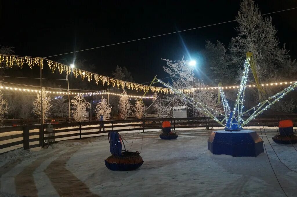 парк в омске 30 лет влксм омске. парк 30 лет влксм в омске горки. каток в омске влксм парк 30. парк 30 влксм омск. парк влксм омск аттракционы.