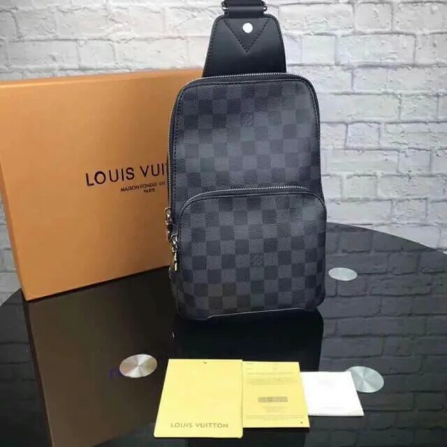 Сумка avenue louis vuitton. Louis vuitton avenue sling bag. Сумка луи виттон avenue sling. Louis vuitton avenue sling bag. Слинг avenue louis vuitton.