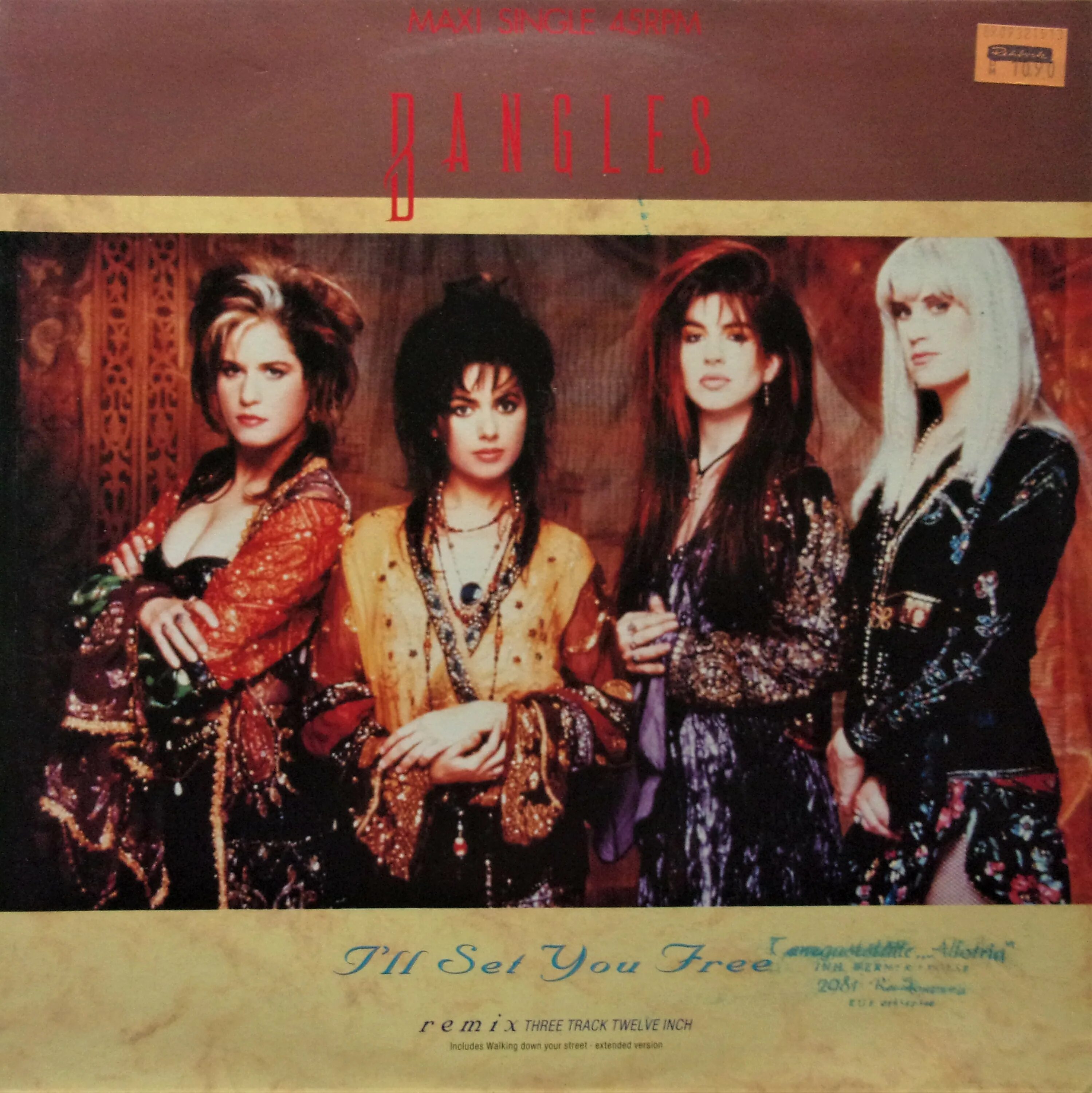 Bangles walk like an. Группа the bangles. the bangles обложки. the bangles сейчас. группа the bangles 80х.