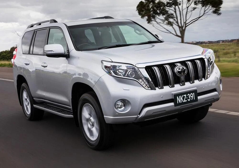 Купить ленд круизер прадо. Land Cruiser Prado 2014. Toyota Prado 2014. Тойота ленд Крузер Прадо 2014 года. Toyota Land Cruiser Prado 150 2014.