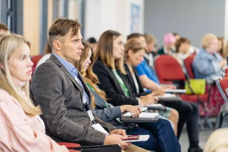 Курсы экскурсоводов. Адыгейский государственный университет студенты. Школа гидов-экскурсоводов. Образование экскурсовода. Образование экскурсовода.