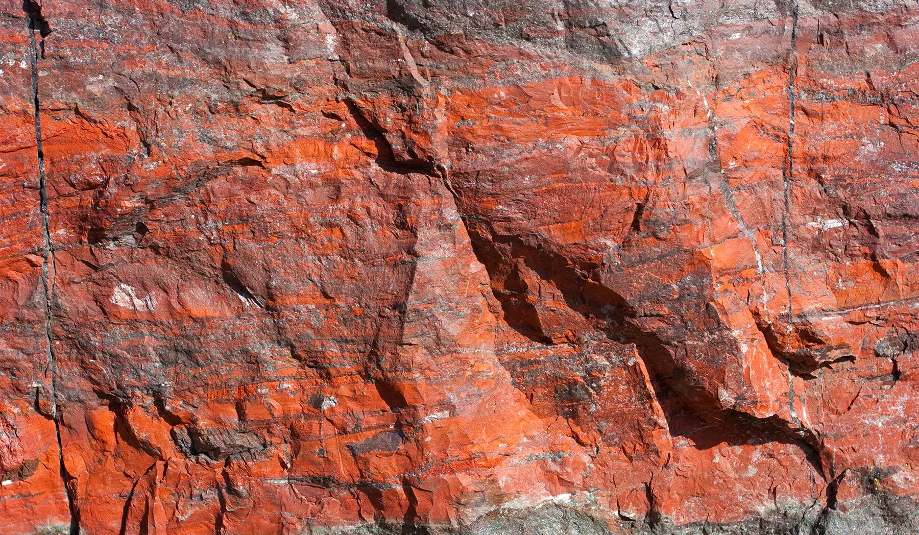 Металлические руды. Железная руда. Текстура руды железа. Магнетит fe3o4. Железная руда.