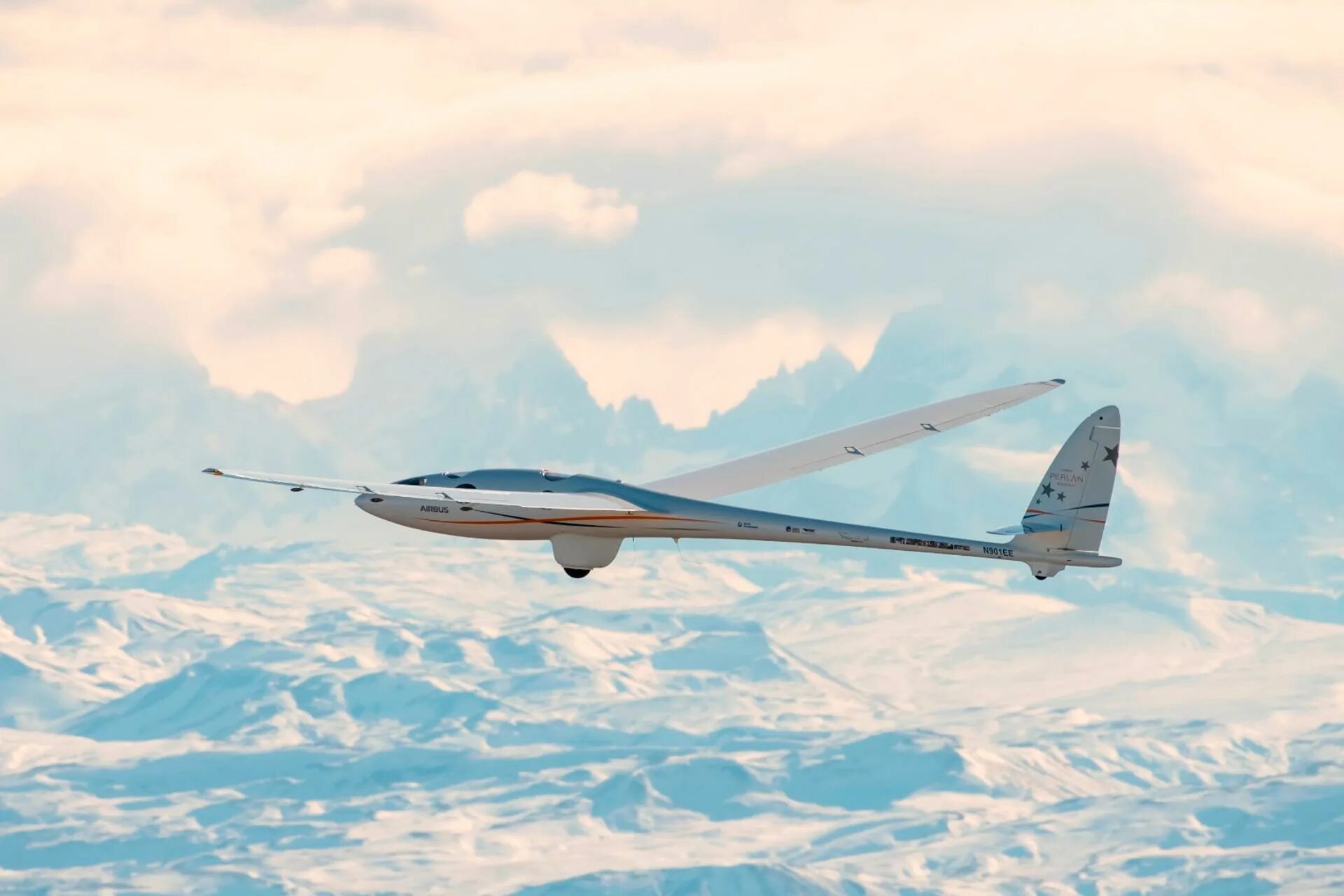 Рекорд полета самолета. Стратосферный планер Perlan 2. Airbus Perlan II. Планер Airbus. Планер Perlan 1.