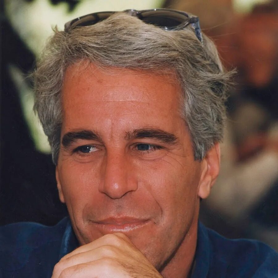 Jeffrey epstein. Эпштейн. Geoffrey Epstein. Джеффри Эйнштейн. Джеффри Эпштейн фото.