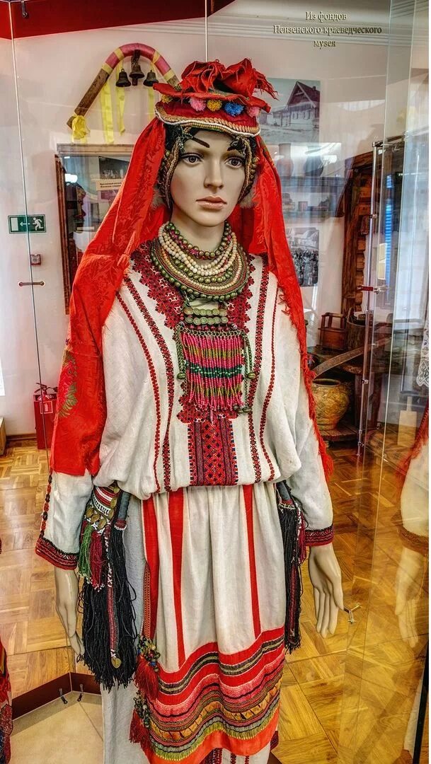 Одежда, как способ преподнести себя миру: женский мордовский костюм Туризм в Мор