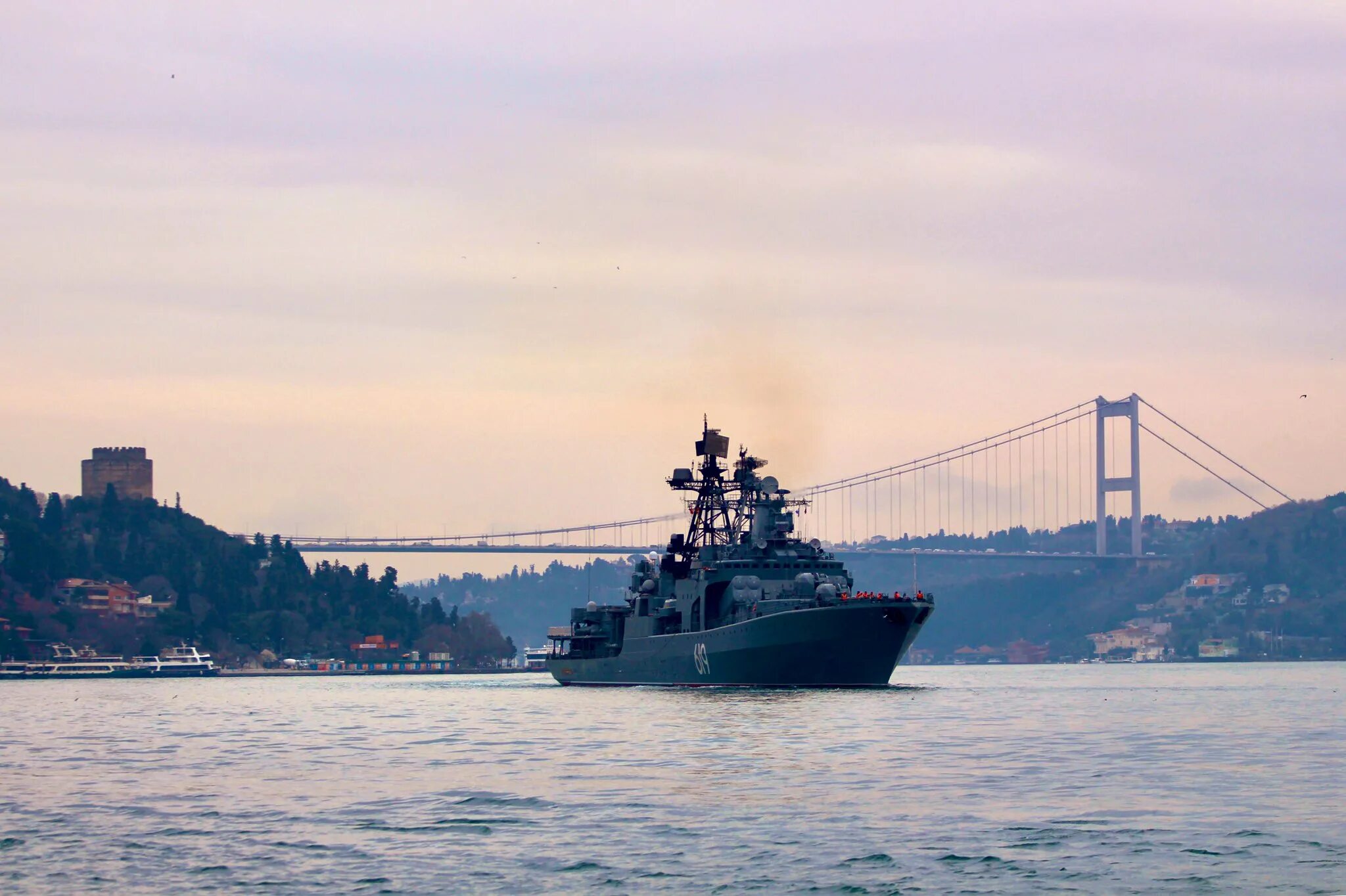 Парад вмф в санкт-петербурге 2021. Проходы кораблей. Авианосцы в проливах босфор. Проходы кораблей. Панама шлюз гатун.