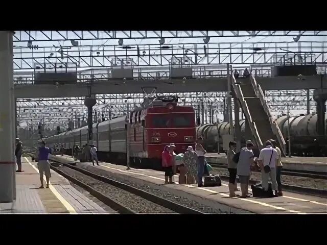 Поезд петровал. Поезд петровал. Поезд петровал. Умет камышинский станция. В санкт-петербурге железнодорожный перегон предпортовая-нарвская.