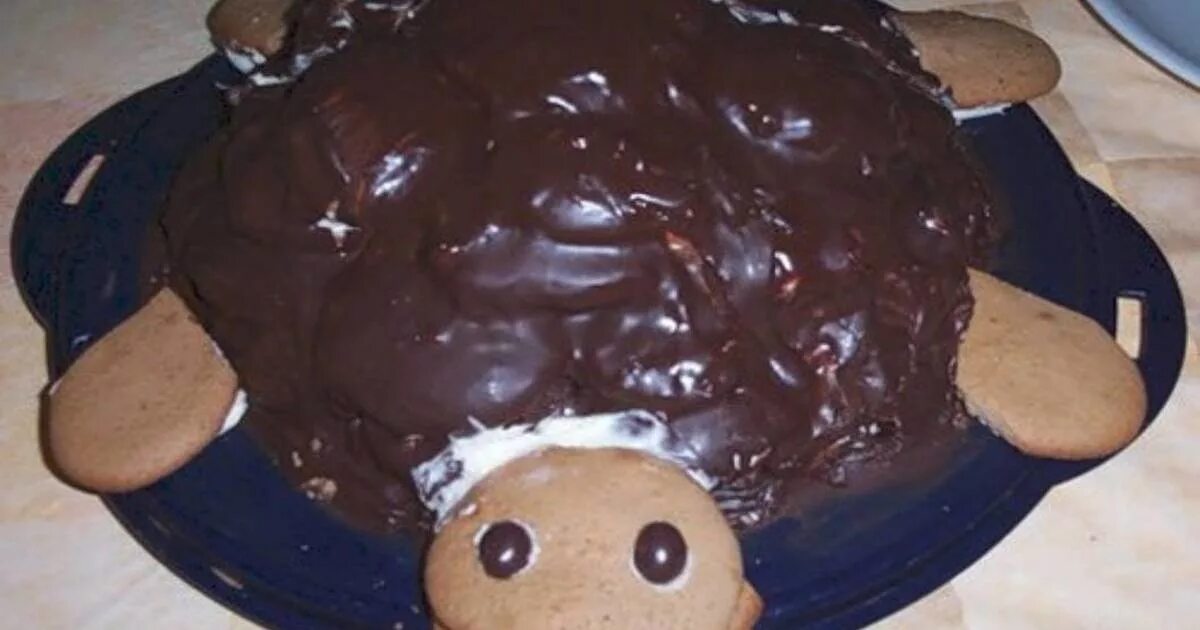 Рецепт торт черепаха пошаговая. Торт черепаха. Торт черепашка. Торт черепаха со сметанным кремом. Торт черепаха со сметанным кремом и шоколадной.