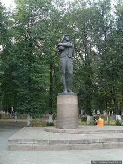 Сколько памятников в ярославле