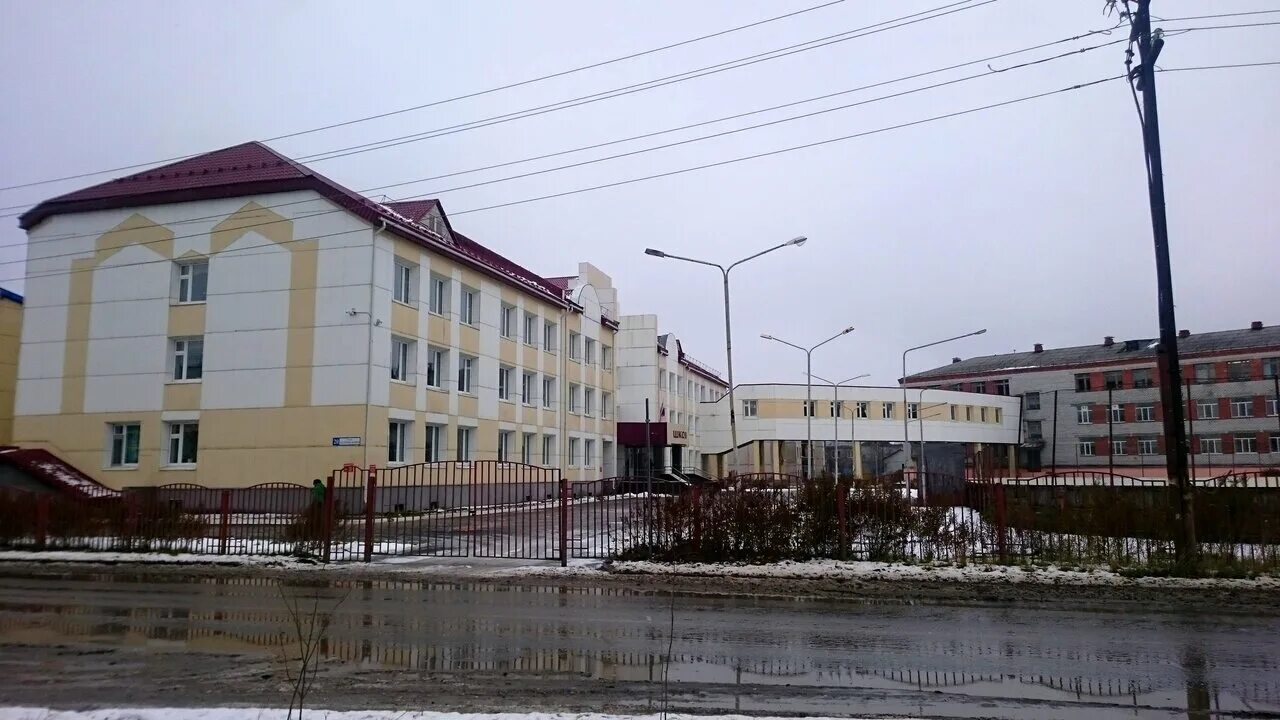 Школа 1 белый яр. Донецк школа на бульваре. Школа на 1000 мест. Школа в арбане абакан. Школа 2 белая калитва.