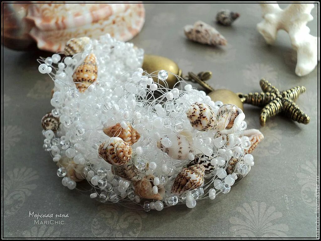 Опыты с пеной для бритья. Пенопласт снег. Фонтан из монтажной пены. Клеящееся покрытие на стену. Облака из ваты.