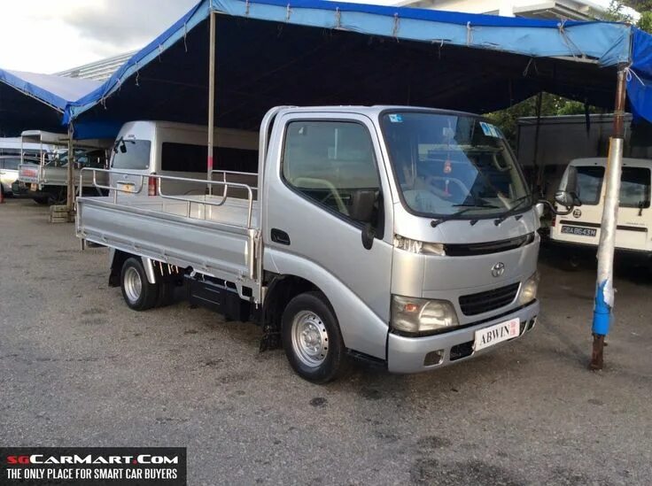 Toyota dyna ly61. Toyota dyna, toyota dyna. Тойота дюна 150 двухкабинник. Toyota dyna 150 двухкабинный. Тойота дюна длинный 150 1988.
