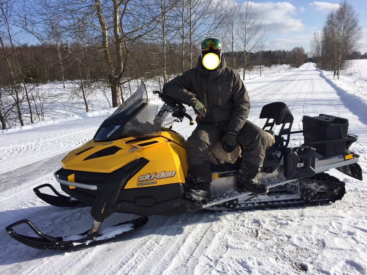 Брп снегоходы брп 550 купить. Ski Doo Tundra 550. BRP Ski-Doo Tundra 550. BRP Ski-Doo Tundra 500. BRP Tundra 2011.