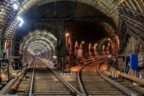 Октябрьская линия метро