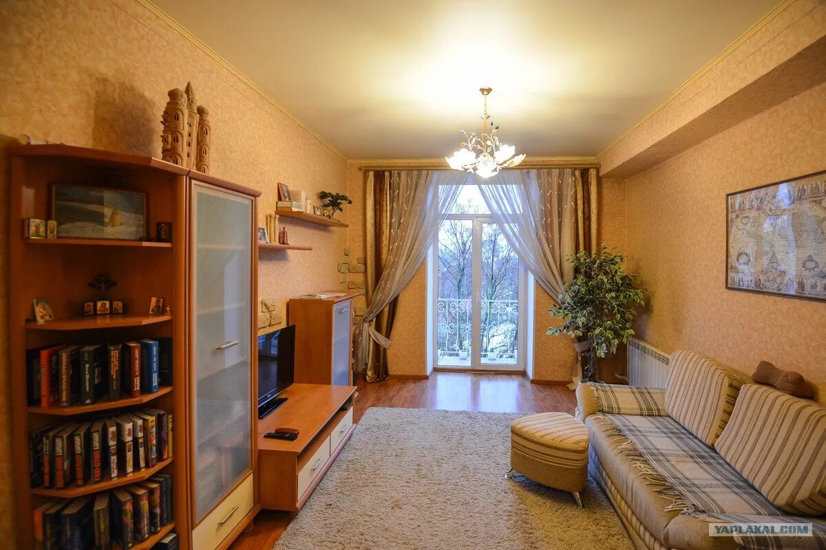 Евроремонт в доме. 2х комнатная квартира элитная. Продаётся 2-х комнатная квартира. 2х комнатные квартиры в уфе. Дорогая квартира.