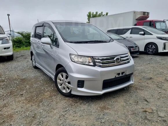Nissan stepwgn 2019 spada. Хонда во владике. Хонда во владике. Хонда во владике. Владивосток дром хонда фрид.
